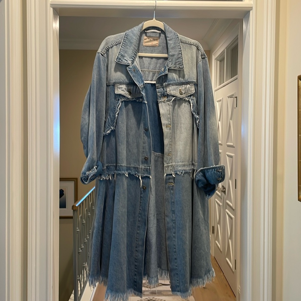 WE THE FREE DENIM COAT “IN FEELINGS JACKET”.  So so super nice!